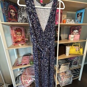 Collection by Bobeau Navy Blue Printed Jumpsuit size large pre loved condition